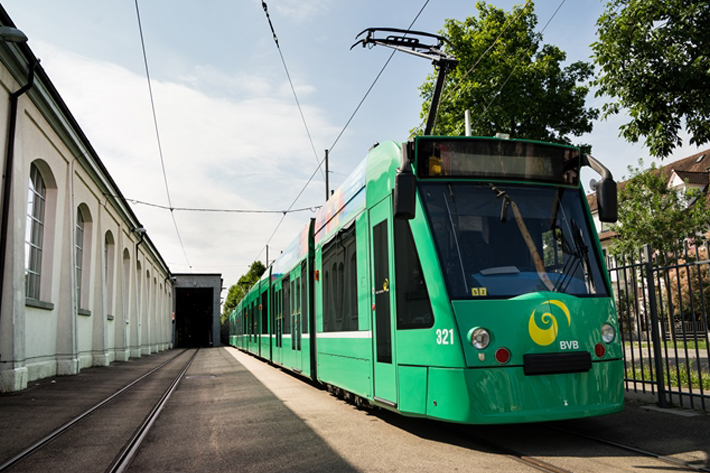 Liebherr-Transportation Systems maintains roll couplings for Combino low-floor trams in Basel