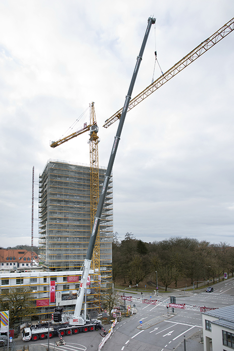 New Liebherr LTM 1450-8.1 mobile crane delivers strength and flexibility