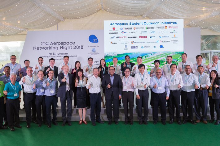 Liebherr-Aerospace signs agreement for student outreach initiatives in Singapore