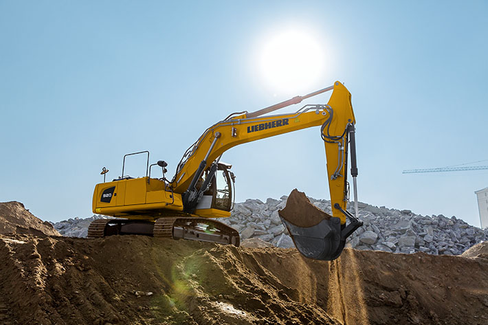 The Liebherr R 920 crawler excavator for less regulated markets at Bauma China 2018