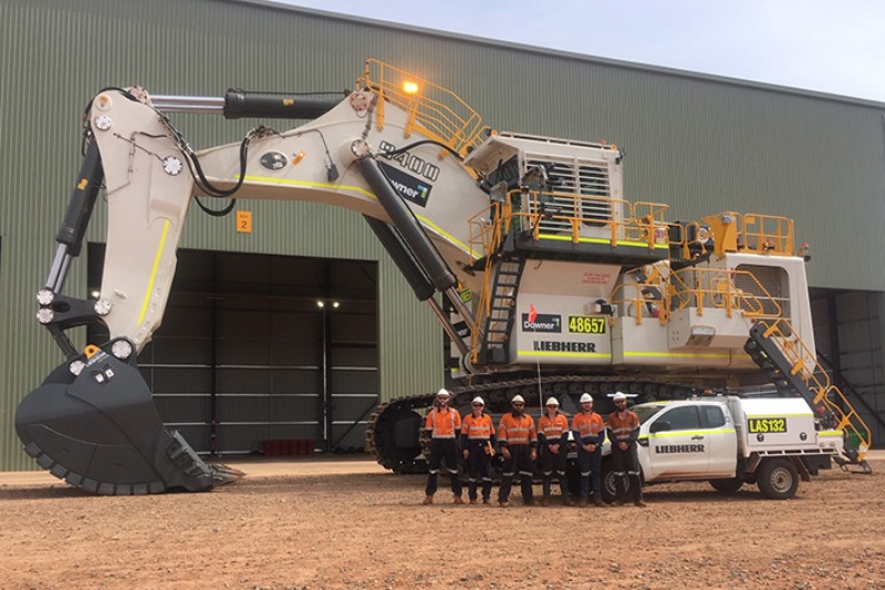 Downer welcomes R 9400 Liebherr