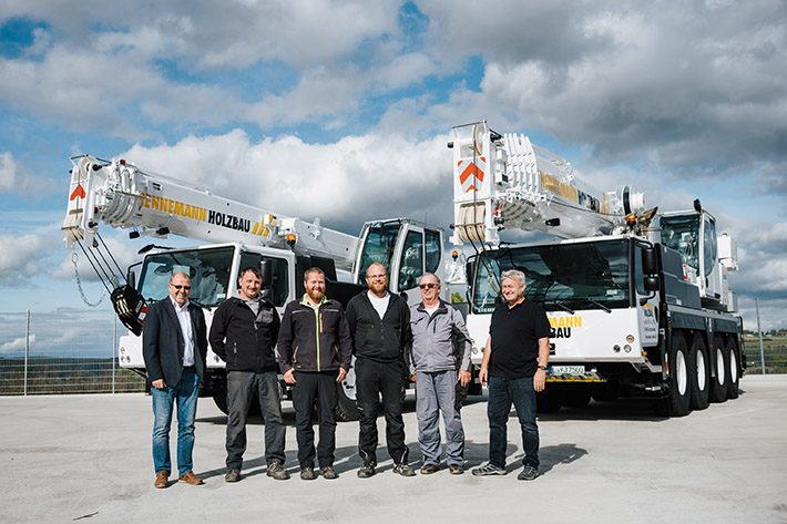 Hennemann Holzbau renews fleet with two Liebherr mobile cranes