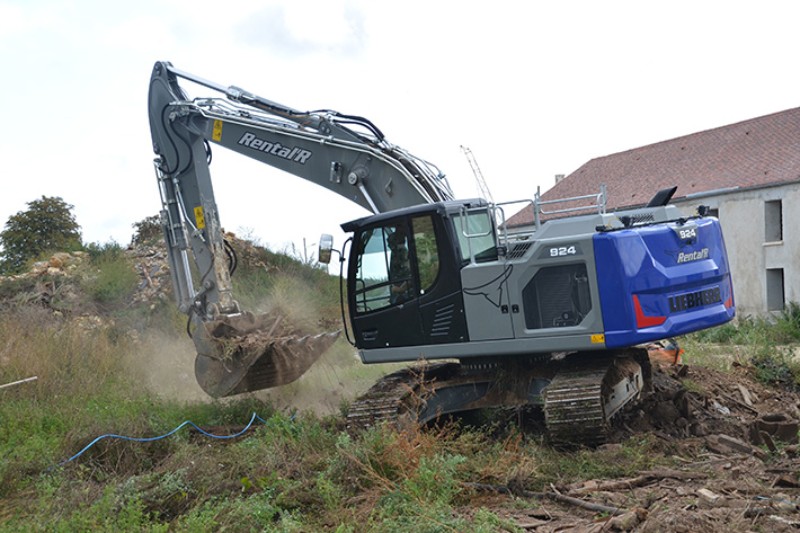 At Rental'R: The first Liebherr R 924 G8 crawler excavator in the