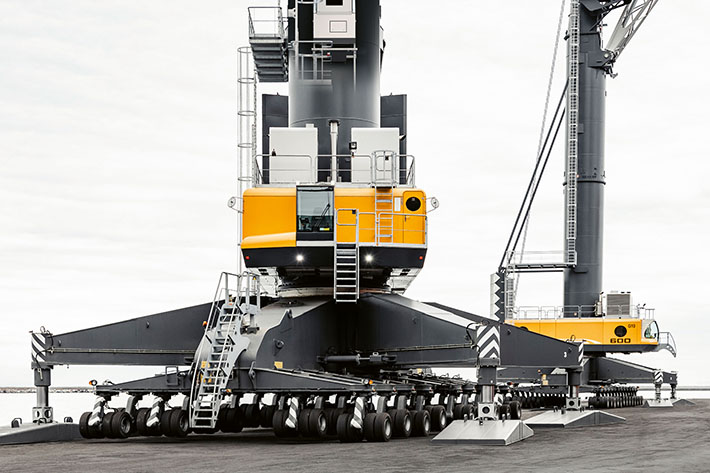 LiUP® Crane Driver Elevator for Mobile Harbour Cranes