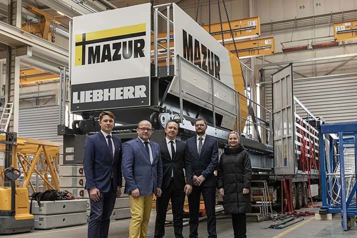Picked up in person: Poland’s first Liebherr Fibre Crane