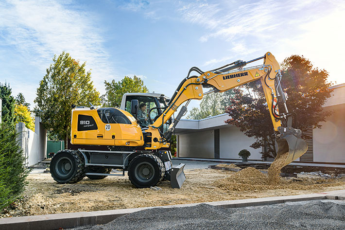 Liebherr presents new Compact wheeled excavators which comply with Stage V exhaust emissions standard