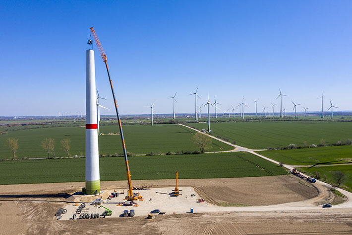 Straight from the crane factory to a job in a wind farm