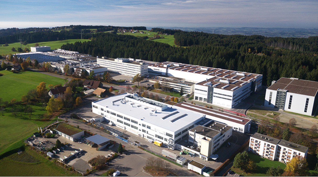Liebherr Earns Spot in Boeing Premier Bidder Program