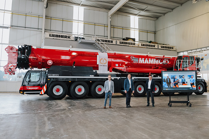 Mammoet takes delivery of first ever Liebherr LTM 1650- 8.1 mobile crane
