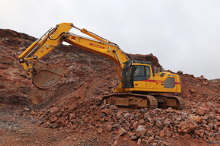Lorban TP opts for performance, flexibility and comfort: Liebherr R 945