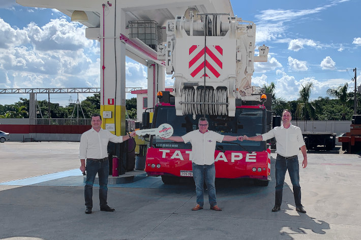 Guindastes Tatuapé enlarges fleet with new LTM 1500-8.1 after 30 years of great partnership with Liebherr
