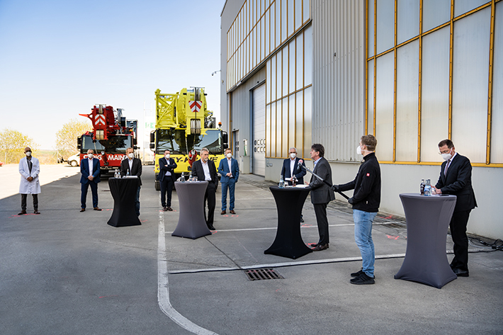 Liebherr-Werk Ehingen startet als Pilotbetrieb mit Impfungen für Mitarbeitende