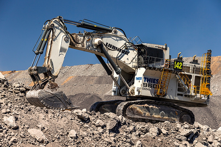 Liebherr R 9600 excavators perform in Australia