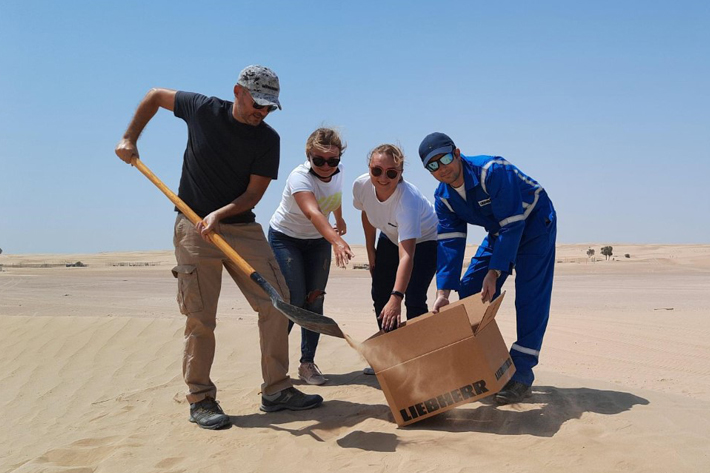 Sand from Dubai for an experiment in Pinghu