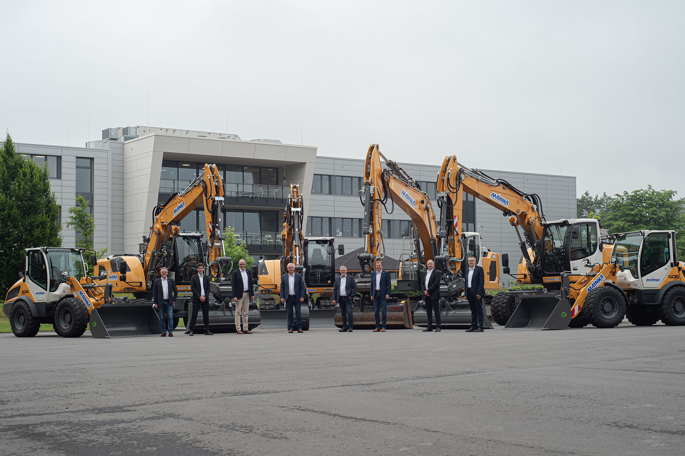 50th Liebherr machine delivered for Mainka
