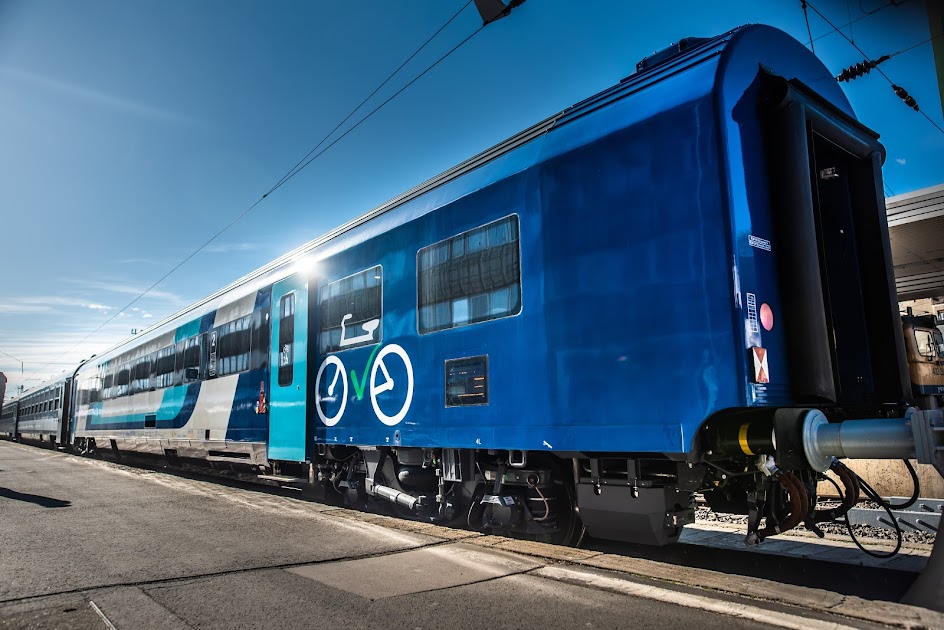 Air conditioning systems from Liebherr on board Hungarian passenger trains