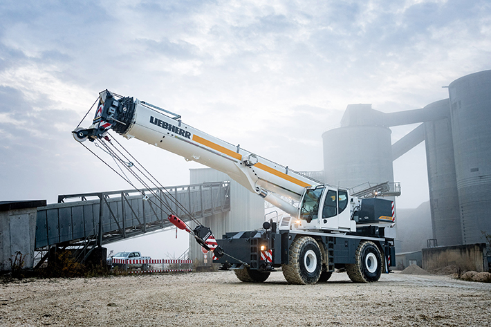 Liebherr presents rough-terrain crane LRT 1090-2.1 at MINExpo in Las Vegas