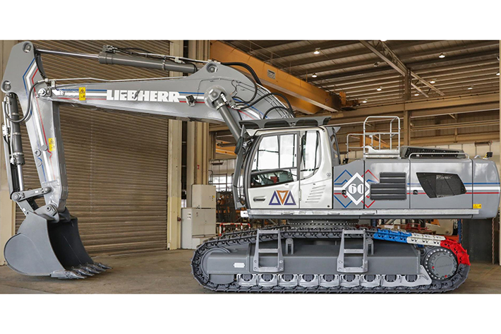 Jubilee: Excavator marking 60 years of Liebherr in France handed over to the Chavaz Père et Fils company 