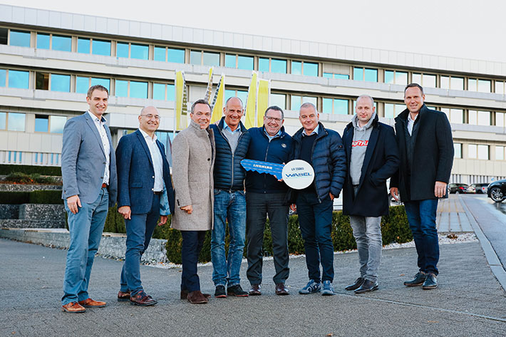 Most powerful crane in the fleet – Wasel extends crawler crane portfolio with LR 11000 