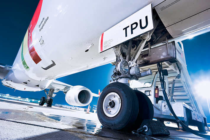 Liebherr Signs Agreement on Landing Gear Overhaul with Portugália