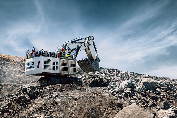 Liebherr lanza R 9600: la próxima generación de excavadoras hidráulicas para minería