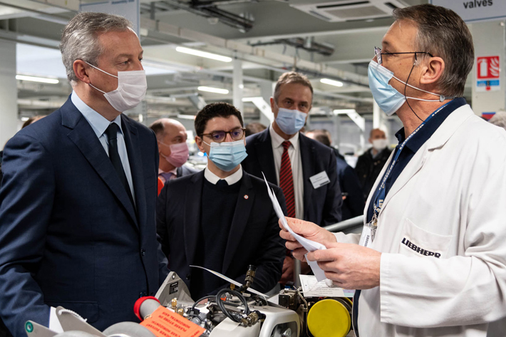 France’s Minister of the Economy, Finance and Recovery visits Liebherr in Connection with the Recovery Plan for the Aviation Industry
