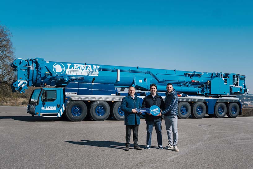 Two new Liebherr power packs – Grúas Leman takes delivery of LTM 1650-8.1 and LR 1700-1.0