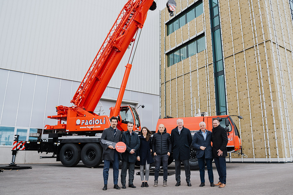 Versatile and flexible: LTM 1110-5.1 complements Fagioli crane fleet
