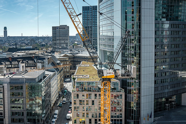 5 things you may not have known about the new 258 HC-L 10/18 Fibre luffing jib crane