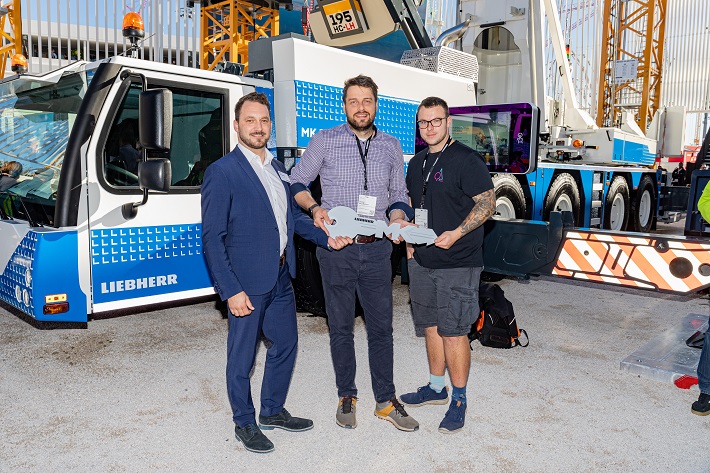 Liebherr mobile construction crane handed over for Galabau
