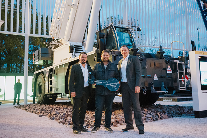 Bauma: ESEASA orders seven new Liebherr mobile cranes