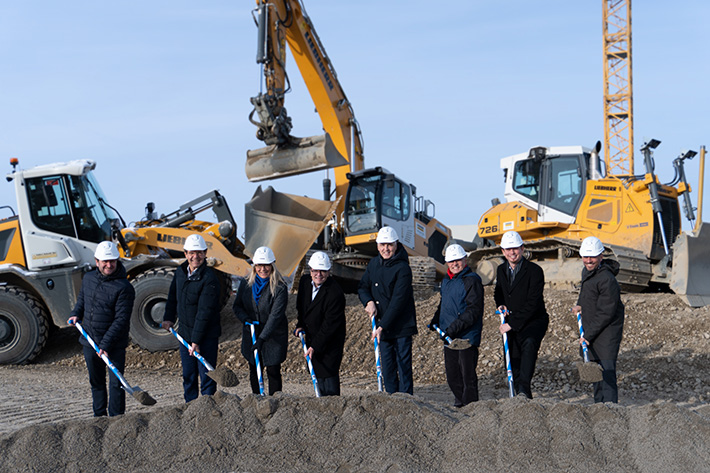 Liebherr breaks ground for new hydraulic cylinder plant in Oberopfingen