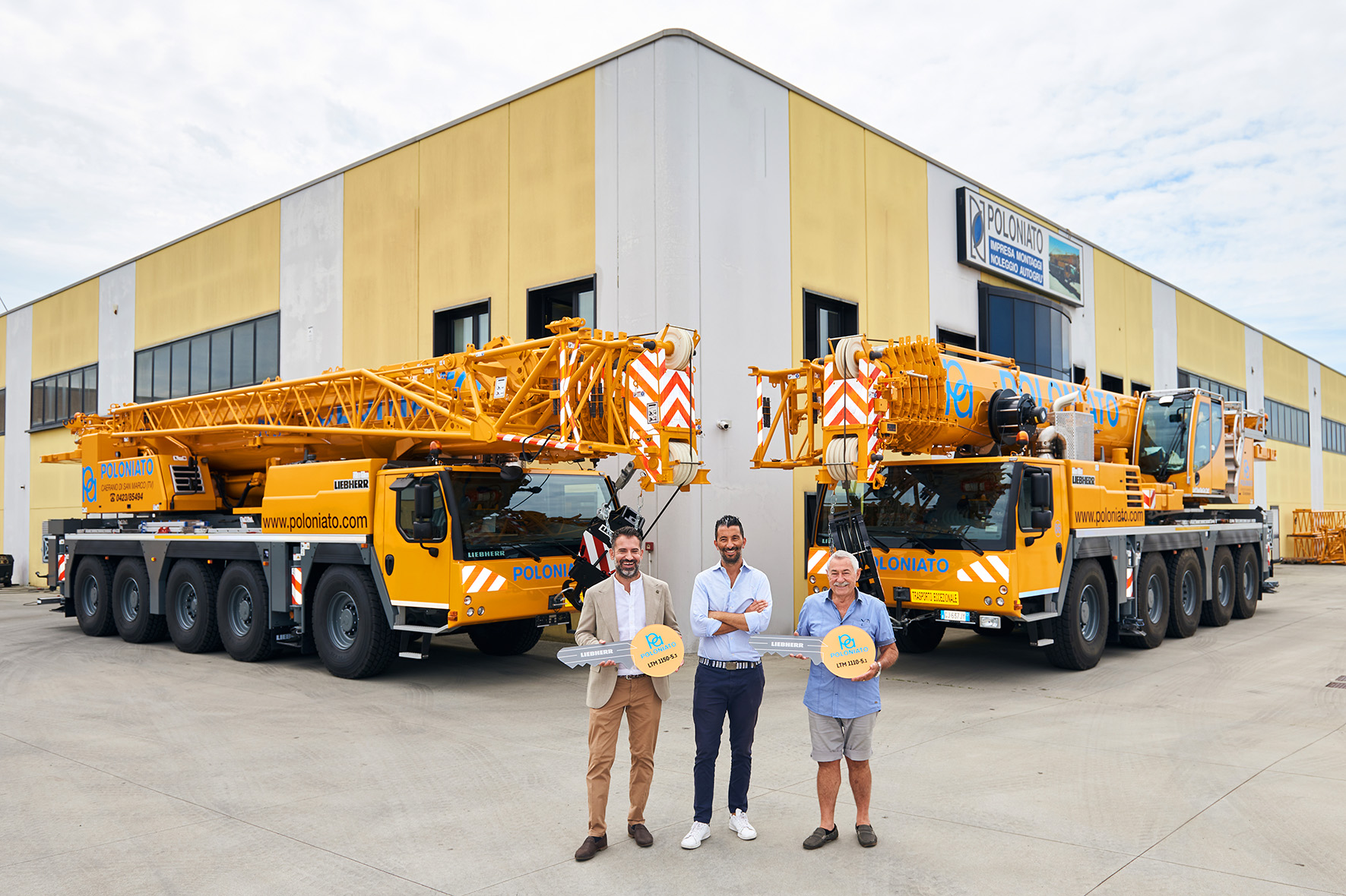 Two new Liebherr mobile cranes for Poloniato