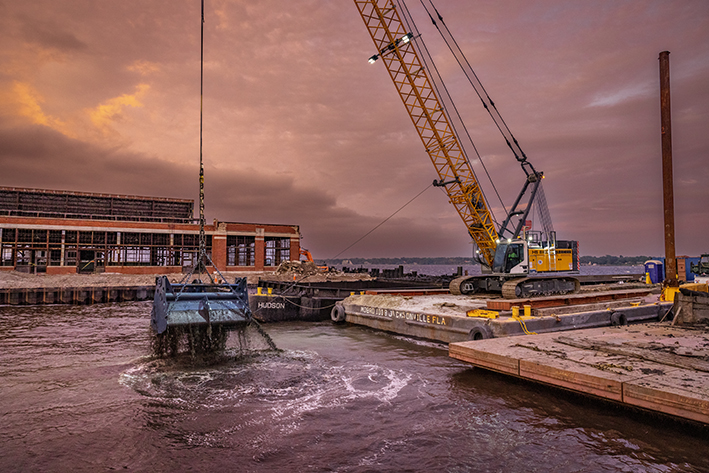 Liebherr HS 8100.1 duty cycle crawler crane utilized on Florida coast