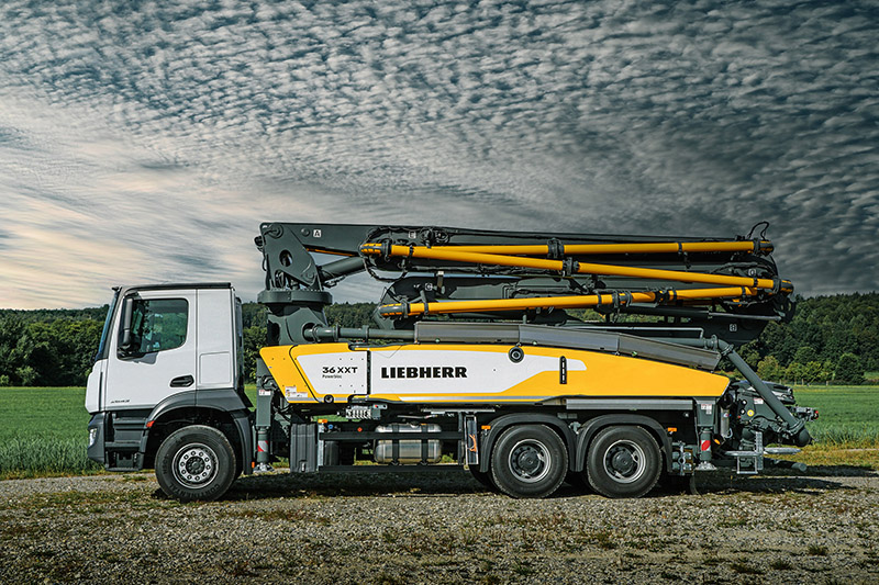 New 36 XXT truck-mounted concrete pump from Liebherr: light, compact and flexible