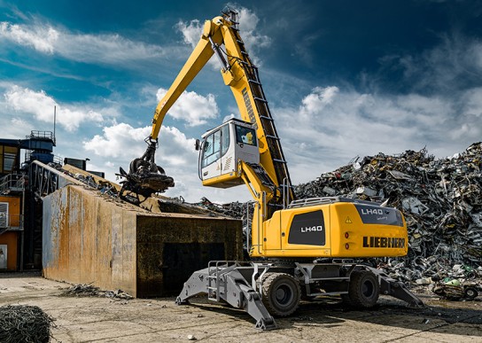 商品画像：リープヘル LIEBHERR 大型カレンダー 2024 - カレンダー 2