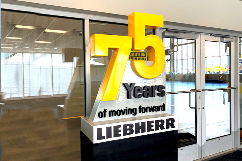 Liebherr hosts Newport News Family Day