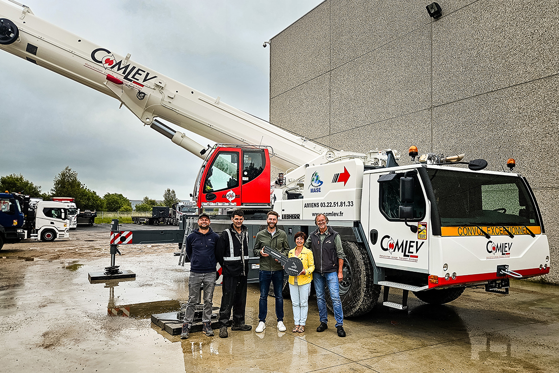 For easier city access and even higher lifts: Comlev takes delivery of Liebherr LTM 1120-4.1