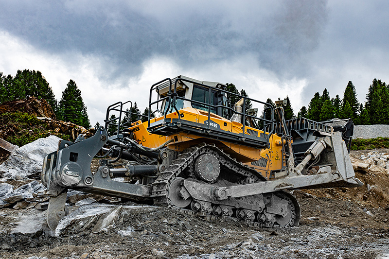 Une ambitieuse opération : La société Hollaus aménage un lac d’accumulation avec Liebherr