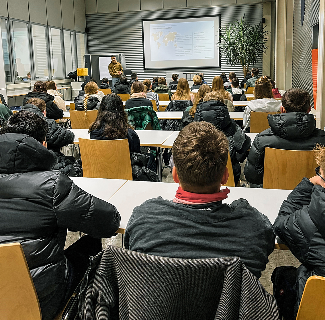 Mitmachen? Ehrensache! Liebherr unterstützt gemeinnütziges Projekt