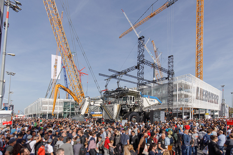 Five facts about the Liebherr exhibition booth at Bauma 2025