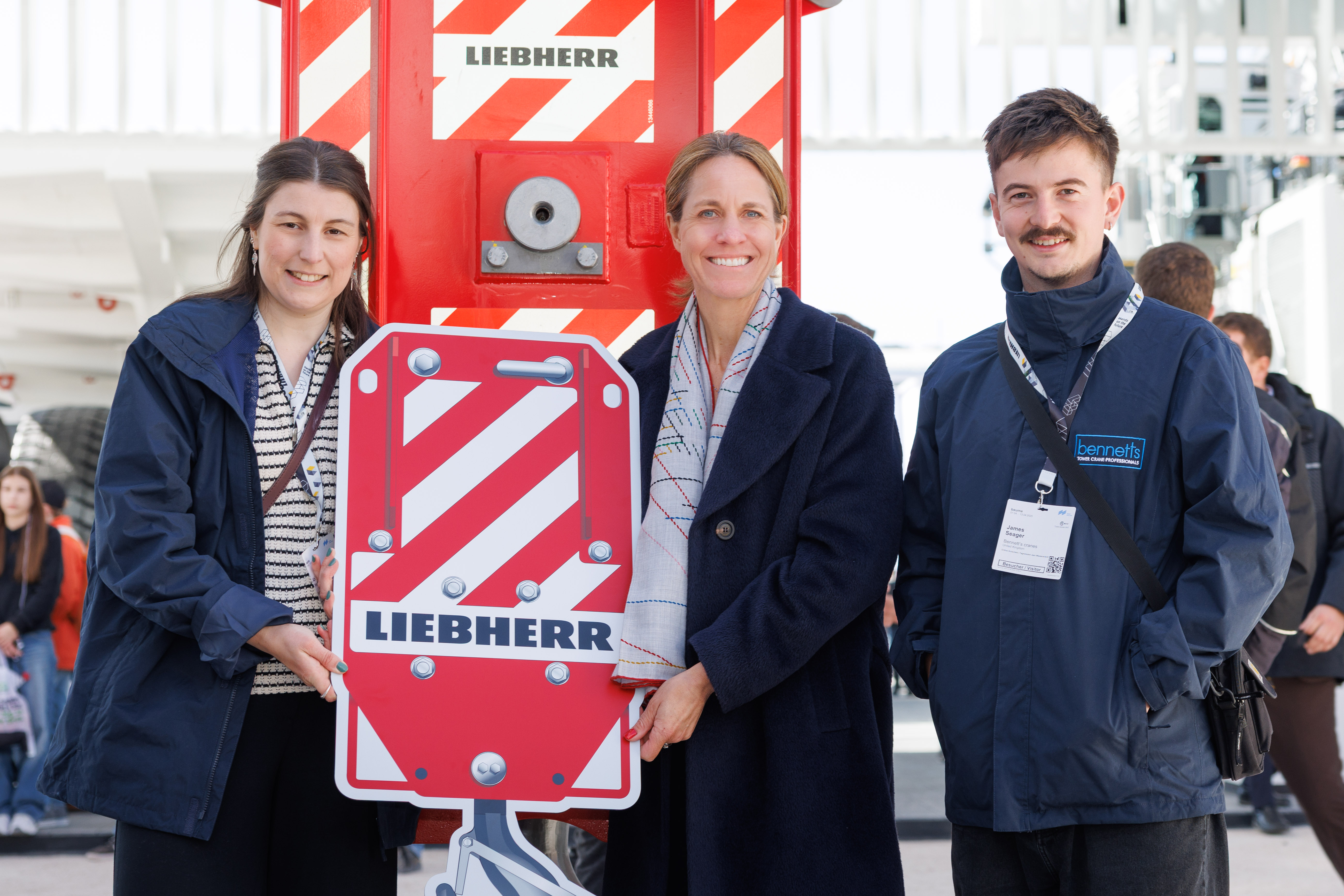 Liebherr delivers first 620 HC-L luffing jib cranes to Bennetts
