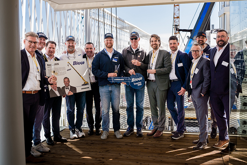 Bigge orders over 25 Liebherr cranes