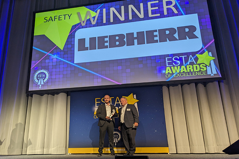 Mehr Sicherheit im Straßenverkehr: Liebherr gewinnt ESTA Award in der Kategorie „Safety“