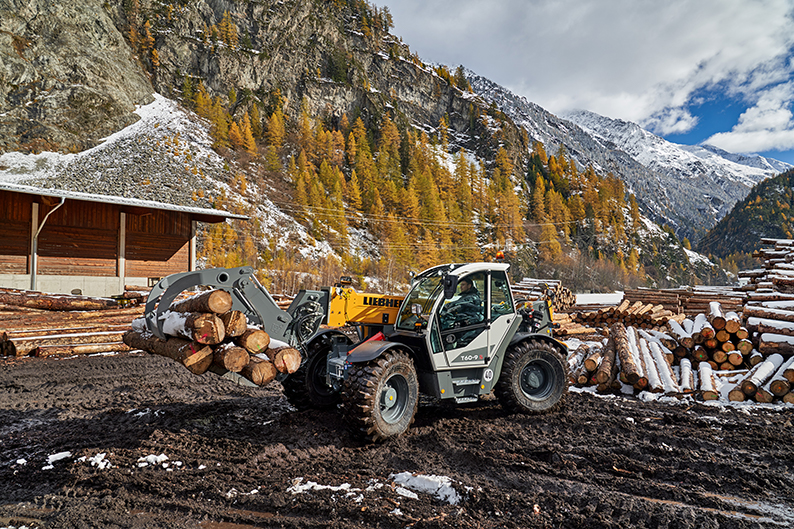 Liebherr at LIGNA 2025: Special machines and solutions for the timber and forestry industry