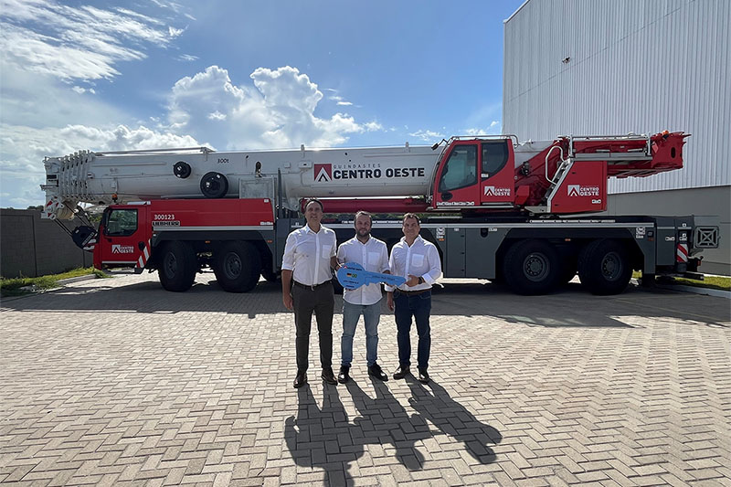 Fleet expansion: Liebherr LTM 1300-6.3 mobile crane for Guindastes Centro Oeste