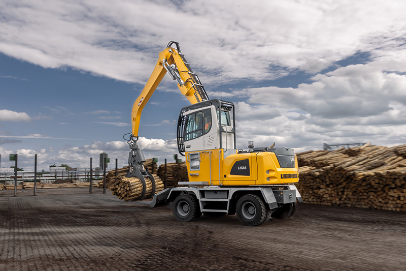 Liebherr presents the LH 26 M Timber Litronic at Ligna 2025 in Hanover