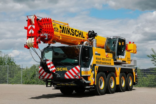 メルクリン Long Henry 26536 BR44 + 鉄鉱石貨車10両 Fleet renewed and expanded: Two new Liebherr mobile cranes for