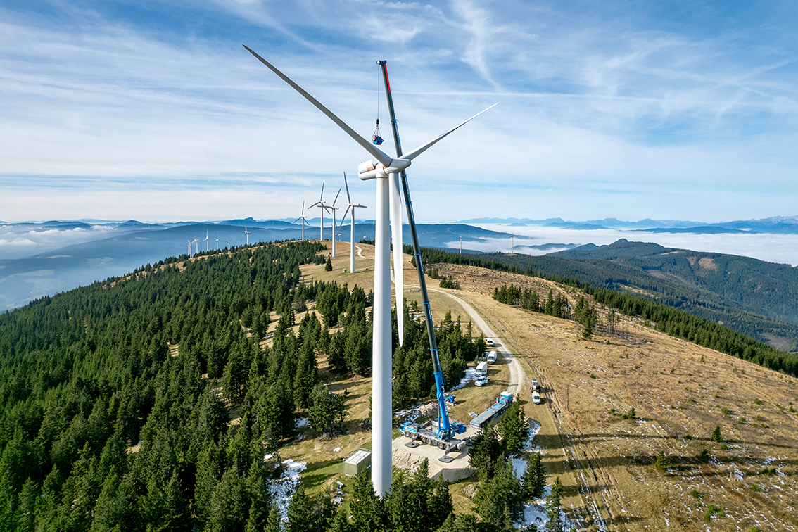 Kaufvertrag unterzeichnet: Liebherr-Werk Ehingen erwirbt neue Flächen im IG Berg