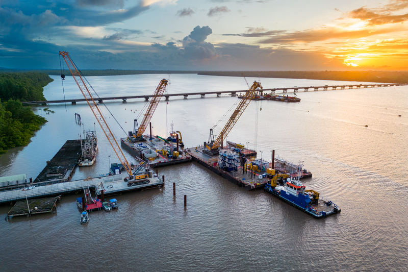 Maximum safety and efficiency for demanding crane applications